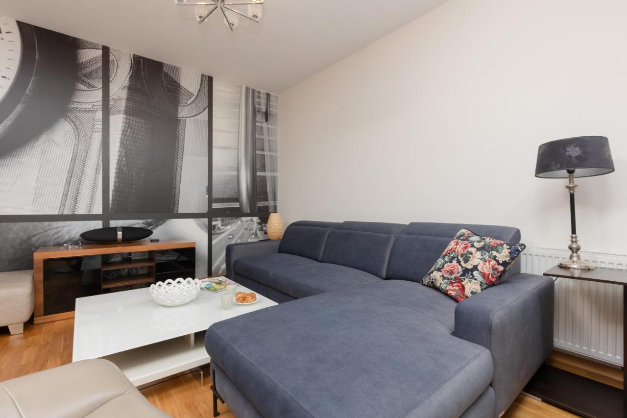 Warsaw Srodmiescie Apartment With Balcony By Noclegi Renters Exterior foto